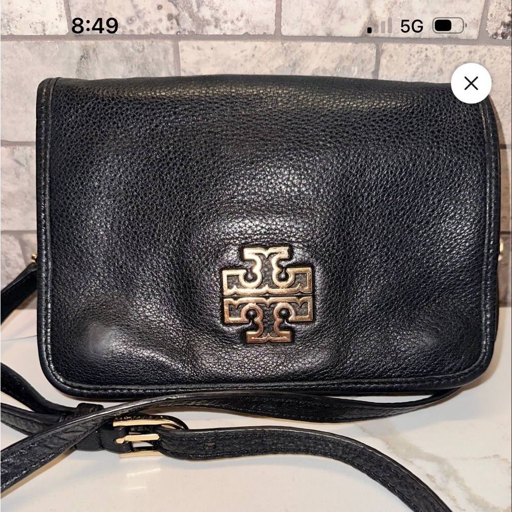 Tory Burch Black Leather Pebbled Crossbody Wallet with Gold Logo